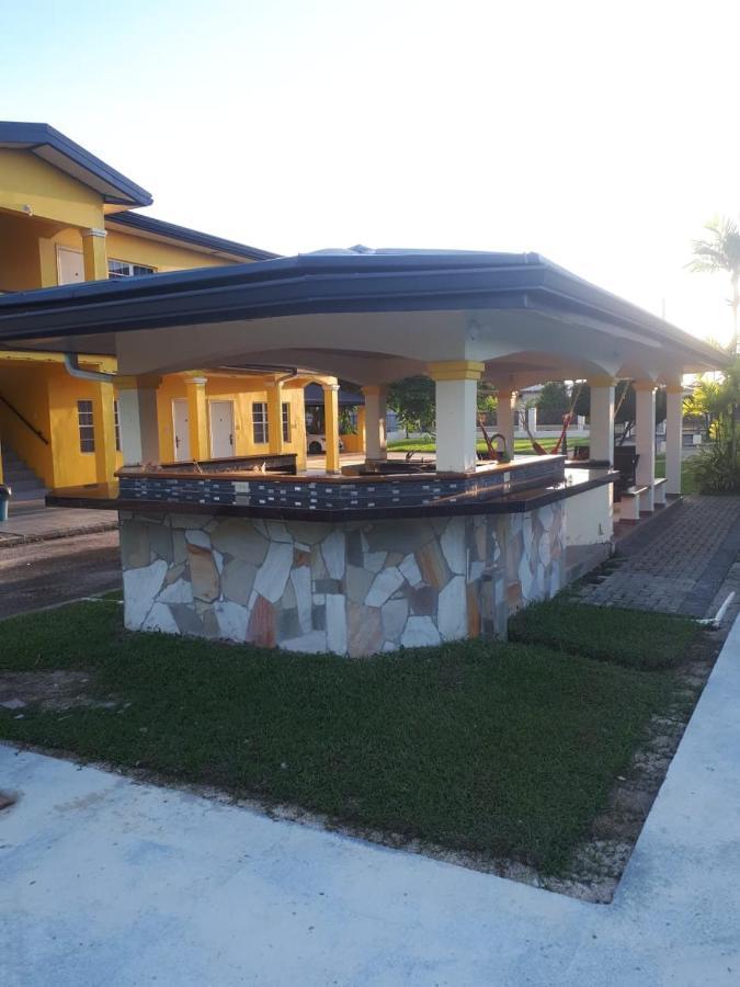 Piarco Village Suites Kültér fotó
