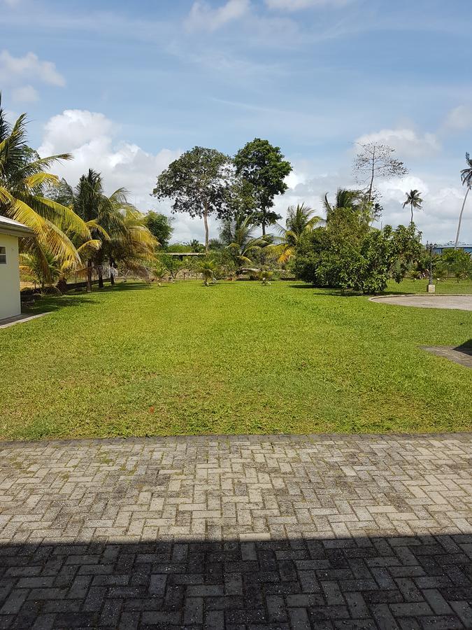 Piarco Village Suites Kültér fotó