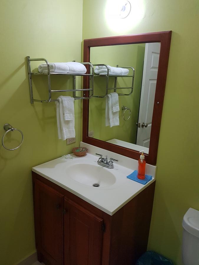 Piarco Village Suites Kültér fotó